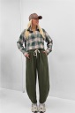 pantalone modello balloon sporty
